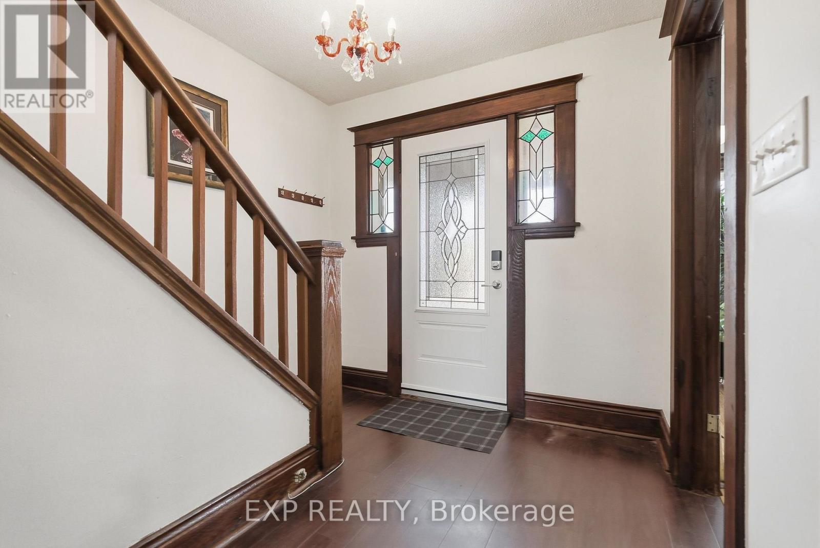 Residential in Hamilton (Delta) 4