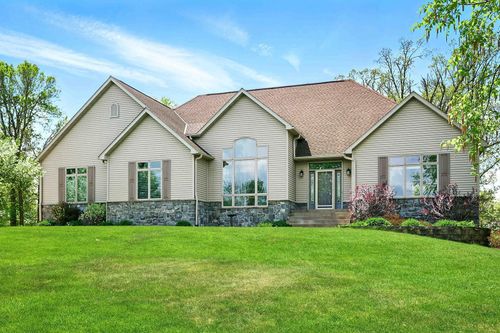 2029 W Springbrook Trl, Mora, MN, 55051-7153 | Card Image
