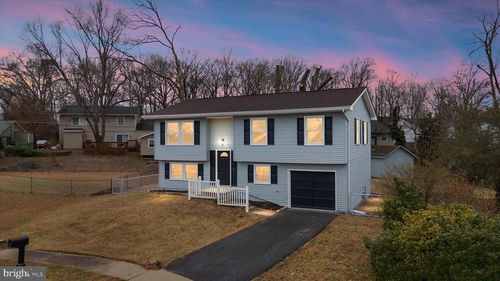 902 Winterhaven Cir, GAMBRILLS, MD, 21054-1210 | Card Image