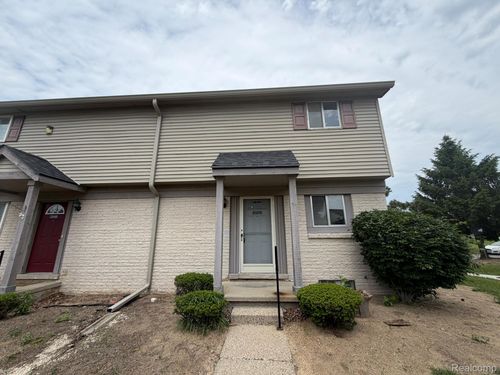2052 Orchard Crest St, Shelby Township, MI, 48317-4534 | Card Image