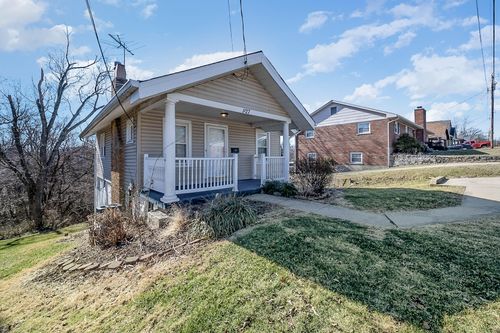 1127 Cecelia Ave, Park Hills, KY, 41011-2813 | Card Image