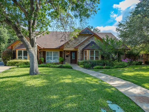 4400 Summercrest Ct, Fort Worth, TX, 76109-3416 | Card Image