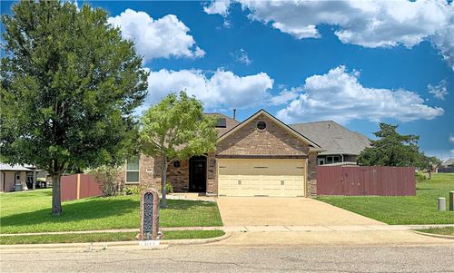 2105 Ella Ln, Bryan, TX, 77802-2066 | Card Image