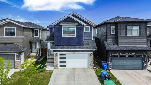 889 Corner Meadows Way Ne, Calgary, AB, T3N2C7 | Card Image