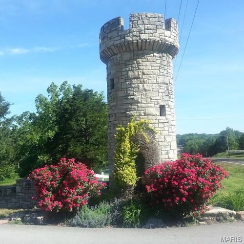 633 Easy St, De Soto, MO, 63020 | Card Image