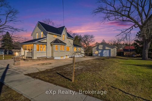 192 William St W, Parkhill, ON, N0M2K0 | Card Image