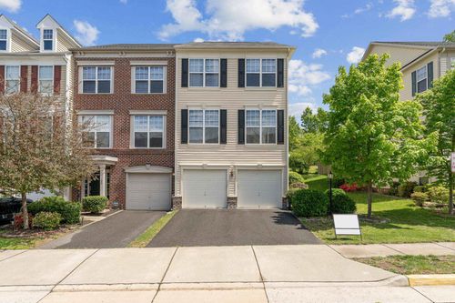 11896 Benton Lake Rd, BRISTOW, VA, 20136-6158 | Card Image