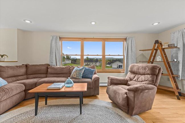 242 Jersey Way, House other with 3 bedrooms, 2 bathrooms and null parking in Morristown VT | Image 5