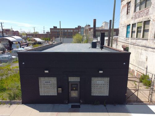 6537 Hastings St, Detroit, MI, 48211-2045 | Card Image