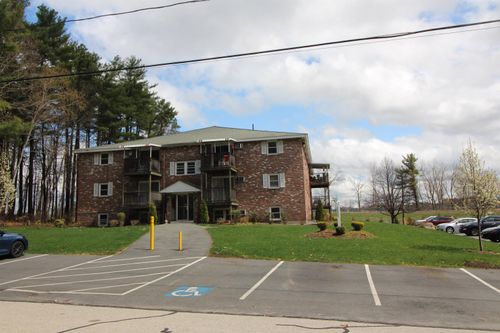 36-13 Charleston Avenue, Londonderry, NH, 03053 | Card Image