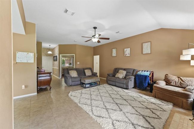 17010 Cypress Knee Dr, House other with 3 bedrooms, 2 bathrooms and 2 parking in Cypress TX | Image 13