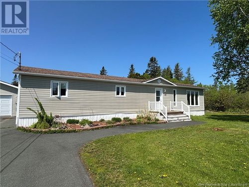 48 Rte 134, Petit-Rocher-Nord, NB, E8J2H8 | Card Image