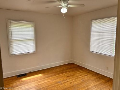 1703 Walker Ave, Greensboro, NC, 27403-2300 | Card Image