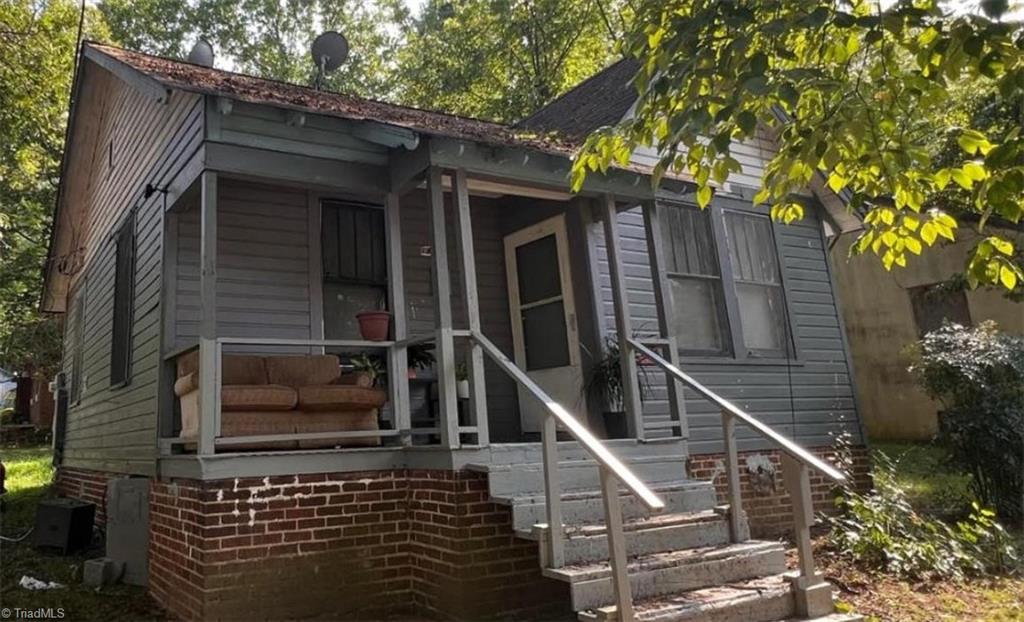 Fitch St, Winston Salem, NC 27107