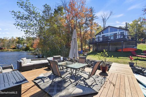 30 Cove Ln, Hinsdale, MA, 01235-9221 | Card Image