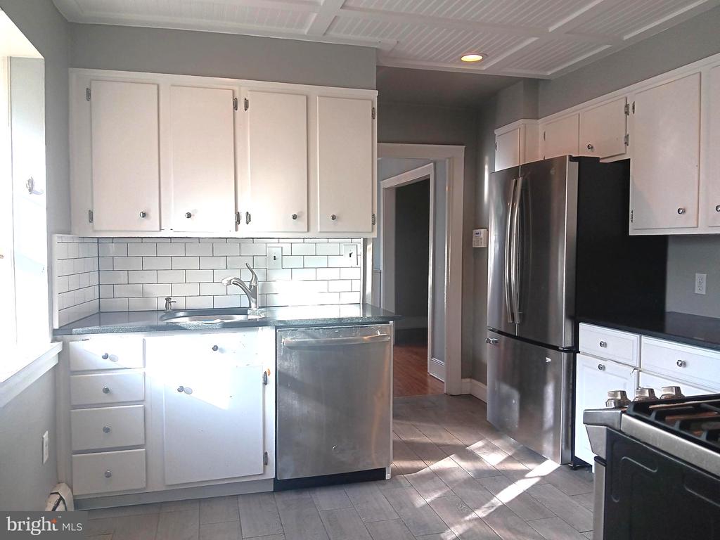 Residential in GLENSIDE 3