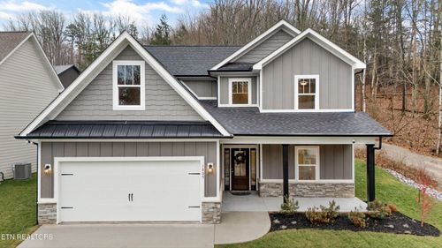 1805 Green Meadows Ln, Lenoir City, TN, 37771-8284 | Card Image