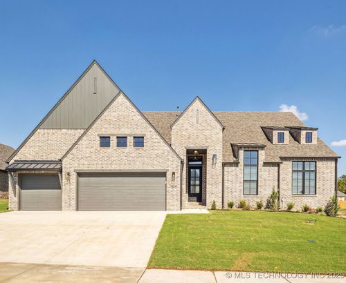 1504 Cedarwood Dr, Claremore, OK, 74017-2086 | Card Image