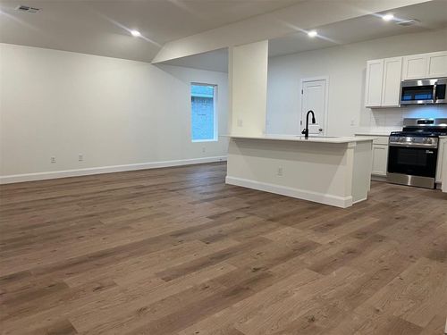 916 Shady Meadow Way, Chickasha, OK, 73018 | Card Image