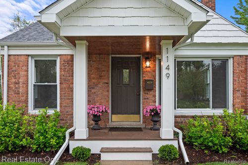 1149 Larkmoor Blvd, Berkley, MI, 48072-1905 | Card Image