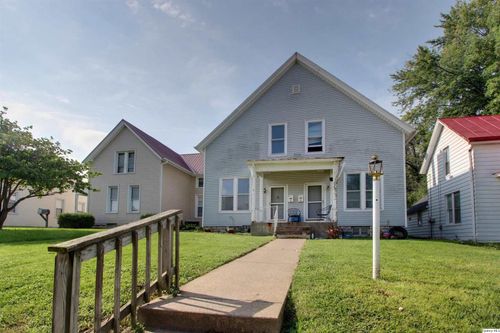 1122-1120-1122 Washington St, Quincy, IL, 62301-5229 | Card Image