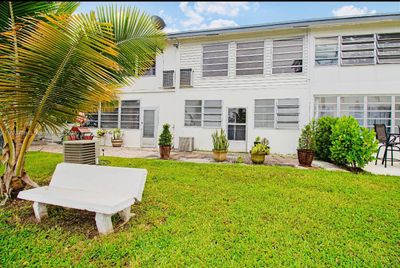 D-6 - 11 Ne 204th St, Condo with 1 bedrooms, 1 bathrooms and null parking in Miami Gardens FL | Image 2