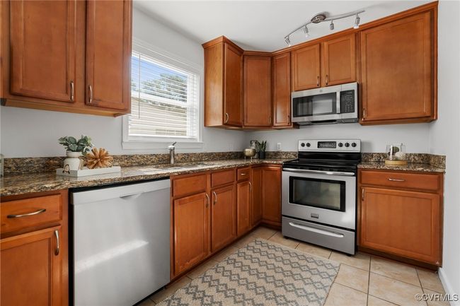 Granite countertops | Image 10