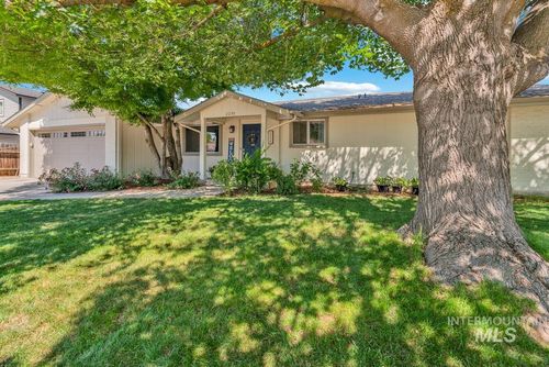 2230 Nw 15th St, Meridian, ID, 83646-1409 | Card Image