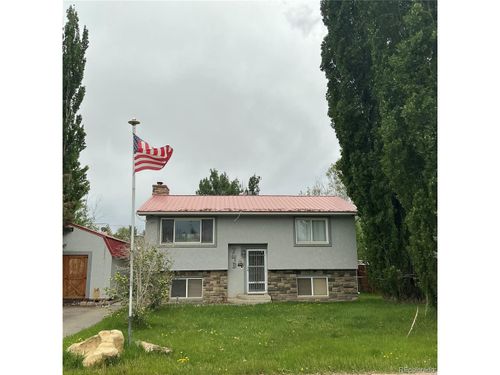 743 E Rangely Ave, Rangely, CO, 81648-3201 | Card Image