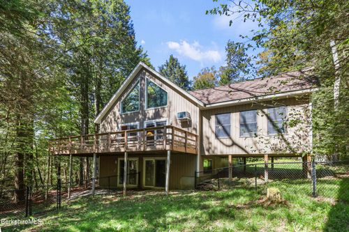 95 Sugarhouse Rd, Otis, MA, 01253-6934 | Card Image