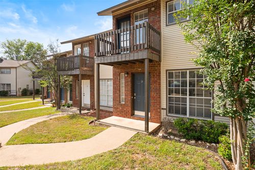d-1815 River Crossing Cir, Austin, TX, 78741-3278 | Card Image