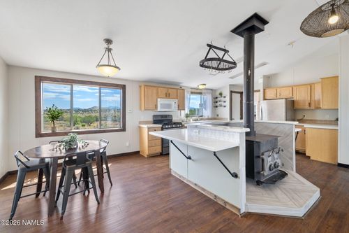 6792 S Quivero Rd, Williams, AZ, 86046-7580 | Card Image