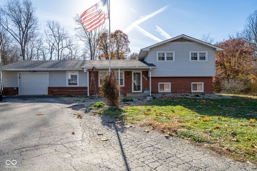 222 Westwood Rd, Fillmore, IN, 46128-9621 | Card Image