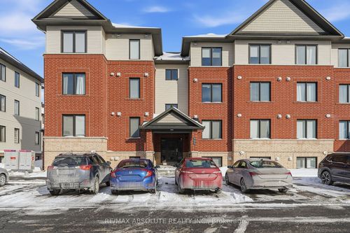 6-135 Bluestone Private, Orleans - Cumberland and Area, ON, K4A0X7 | Card Image