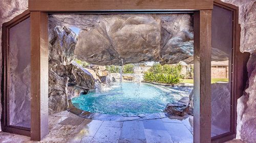 124 Houmas Dr, Houma, LA, 70360-7959 | Card Image