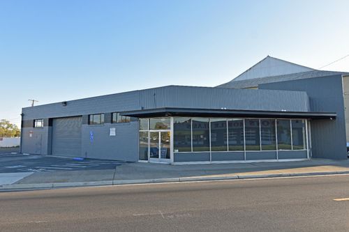 250 East Ave, Turlock, CA, 95380-4941 | Card Image