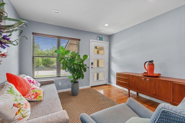 Living area | Image 4