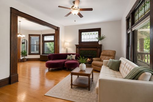 2535 Aldrich Ave S, Minneapolis, MN, 55405-2925 | Card Image