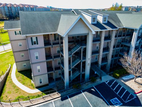 bldg-7-310 S Wildwood Dr, Branson, MO, 65616-7636 | Card Image
