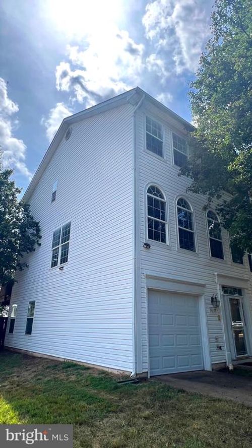 14379 Hulfish Way, GAINESVILLE, VA, 20155-1660 | Card Image