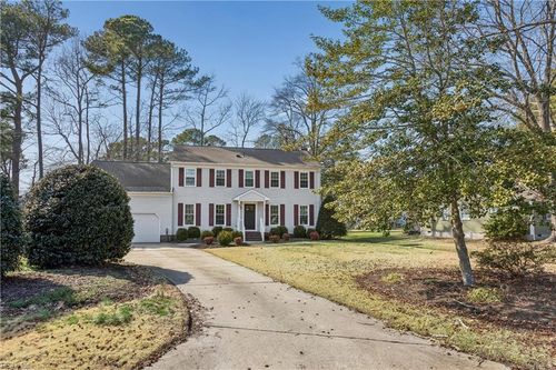 8 Martha Ct, Poquoson, VA, 23662-2238 | Card Image