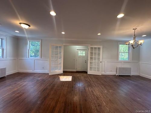 12 Grafton St, Greenlawn, NY, 11740-1429 | Card Image