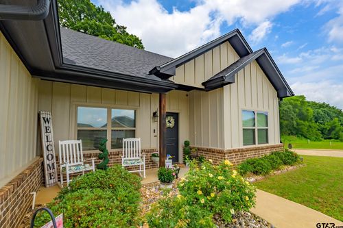704 Liberty St, Bullard, TX, 75757-1247 | Card Image