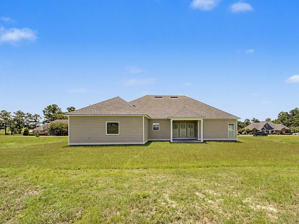 Residential in Adel 5