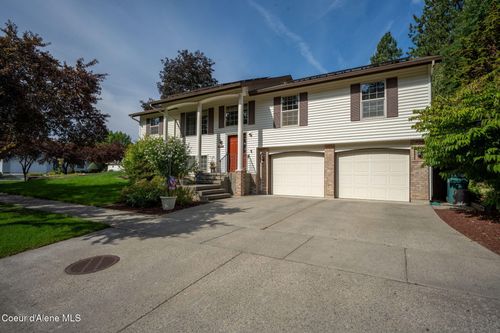 5723 N Christopher Dr, Coeur D Alene, ID, 83815-8661 | Card Image