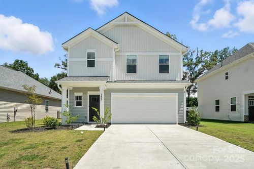133 Baucom St, Charlotte, NC, 28216-1108 | Card Image