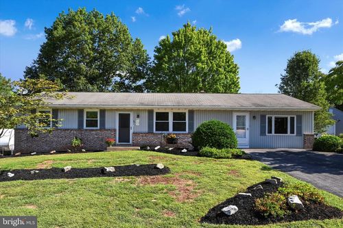 33 Stony Run Rd, STEVENS, PA, 17578-9711 | Card Image