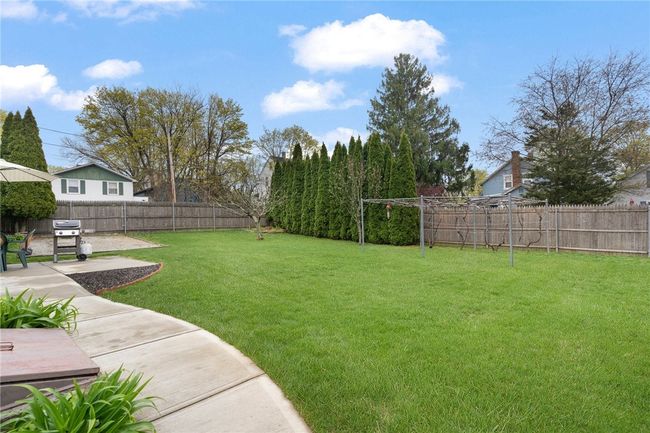 70 Silver Spring Ave, House other with 3 bedrooms, 1 bathrooms and 6 parking in Riverside RI | Image 34