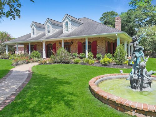 7955 Woodland Trl, Orange, TX, 77630 | Card Image