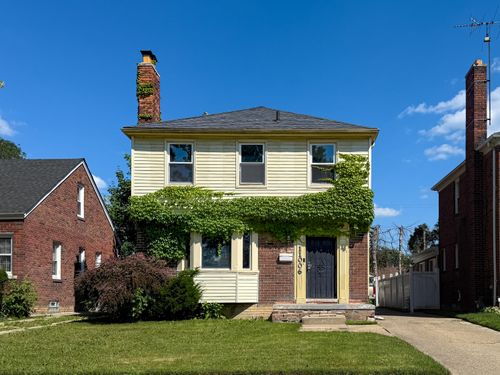 11006 Roxbury St, Detroit, MI, 48224-1793 | Card Image